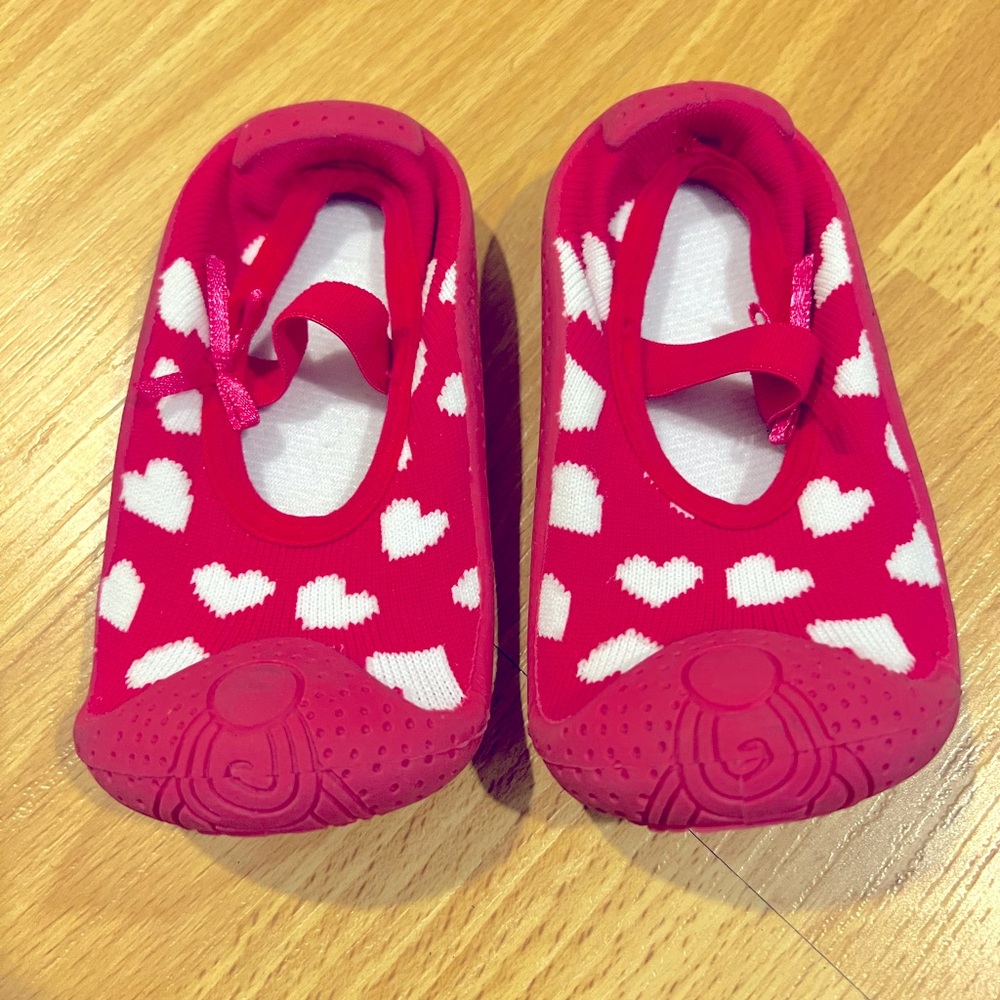 Pimpolho Baby Girl size 7 pink shoes - like new condition